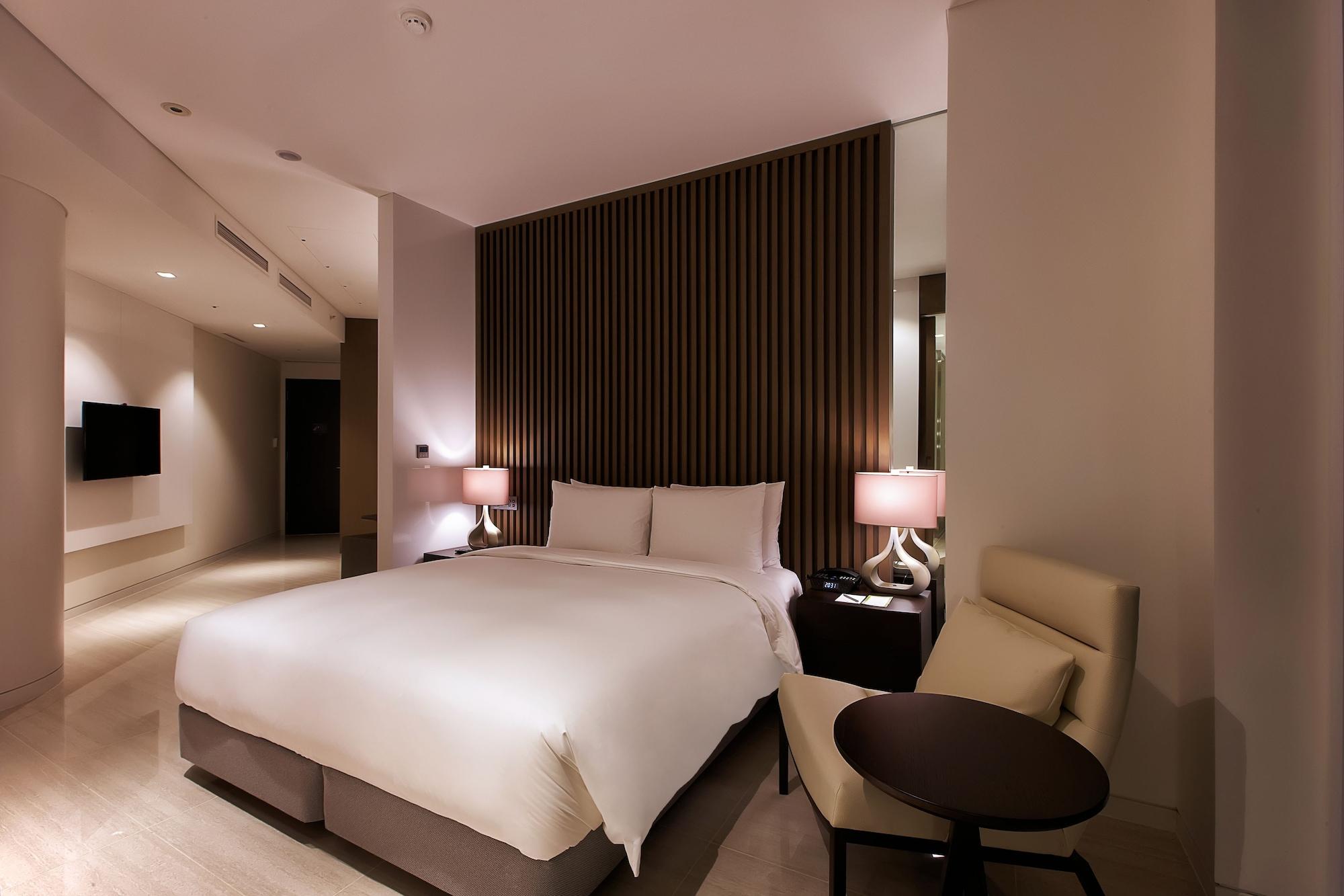 Hotel Entra Gangnam Seoul Bagian luar foto