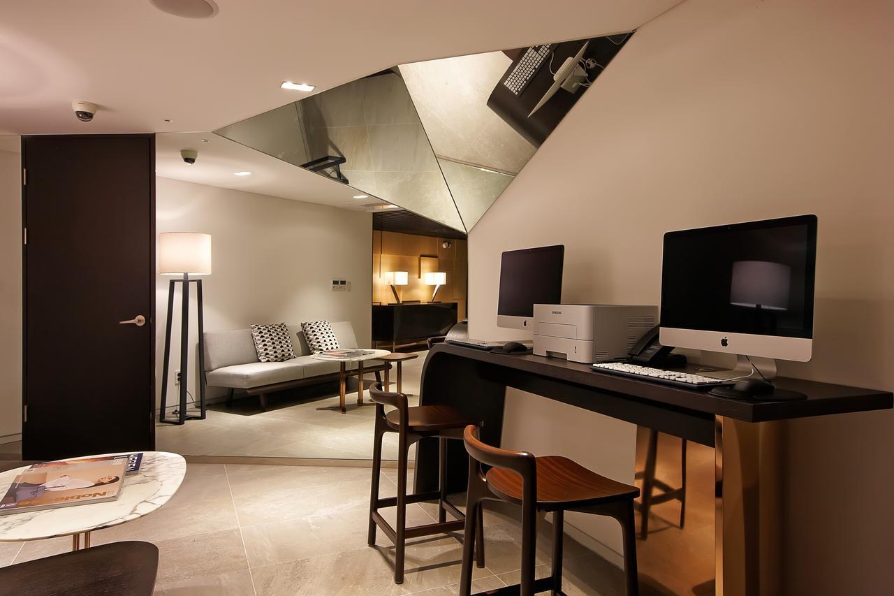 Hotel Entra Gangnam Seoul Bagian luar foto